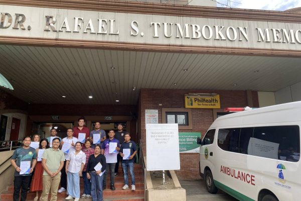 group photo of dietary personnel of Dr. Rafael S. Tumbokon Memorial Hospital holding their basic food safety for food handler certificate